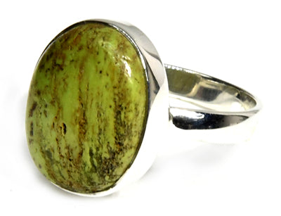 Size 6 Gaspeite ring